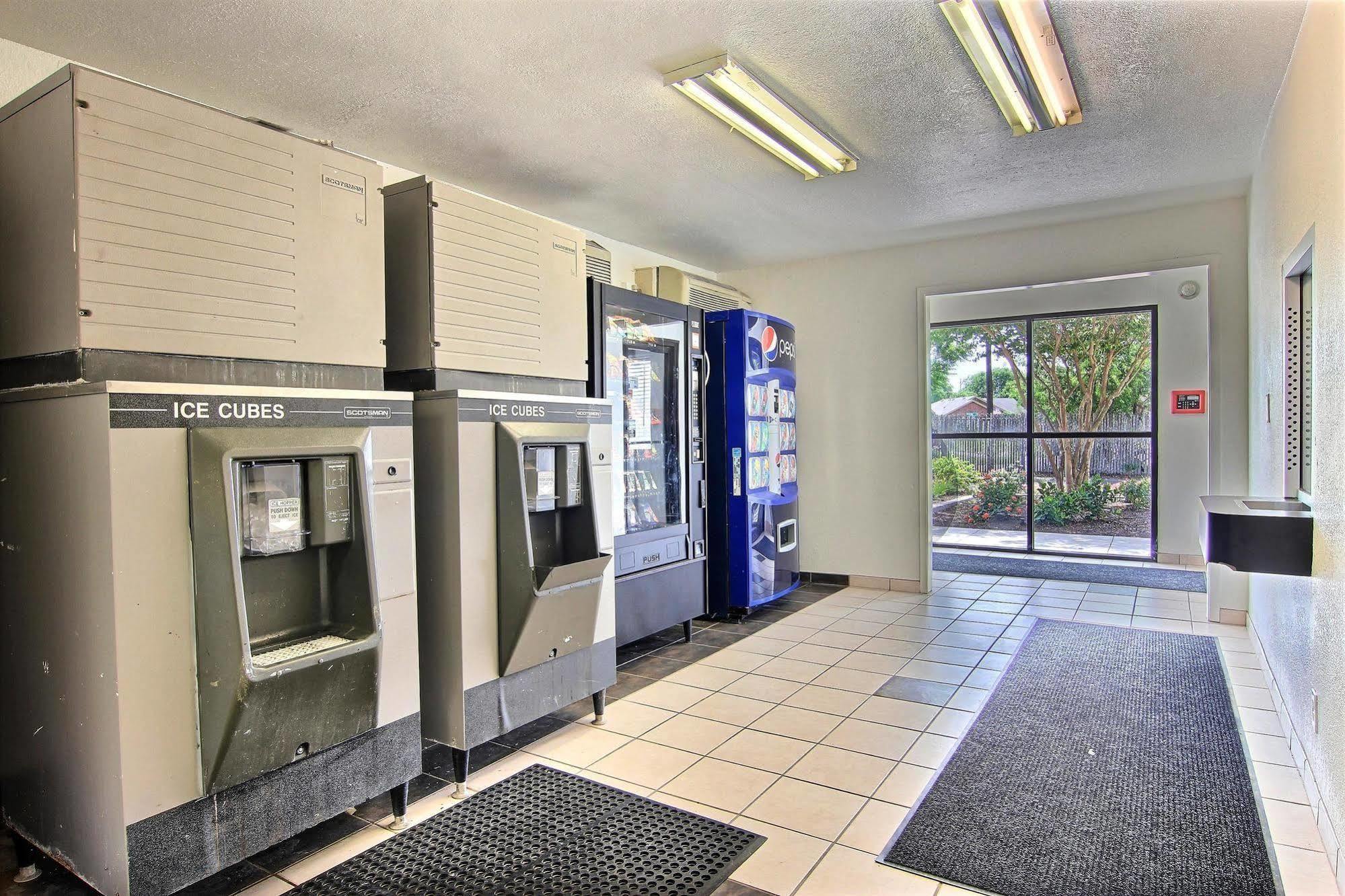 Motel 6-Corpus Christi, Tx - Northwest Экстерьер фото